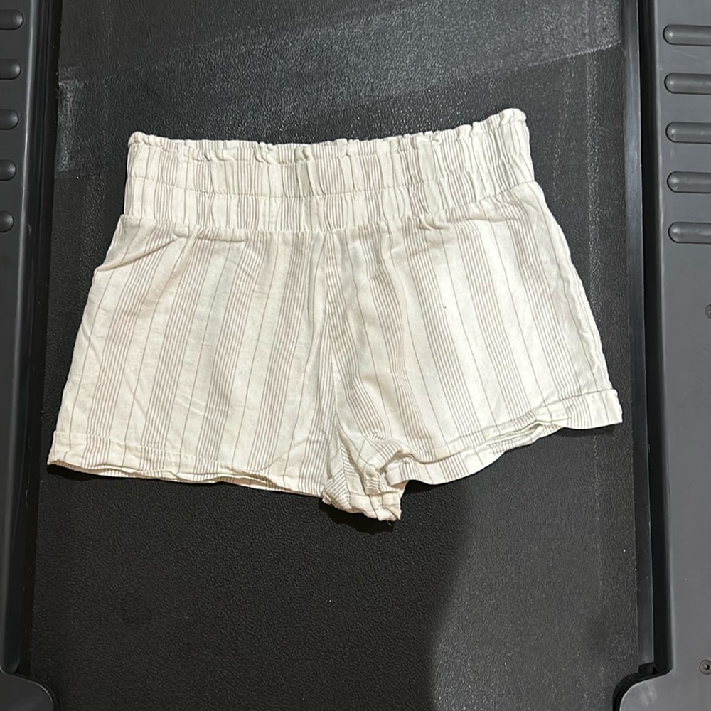Linen shorts